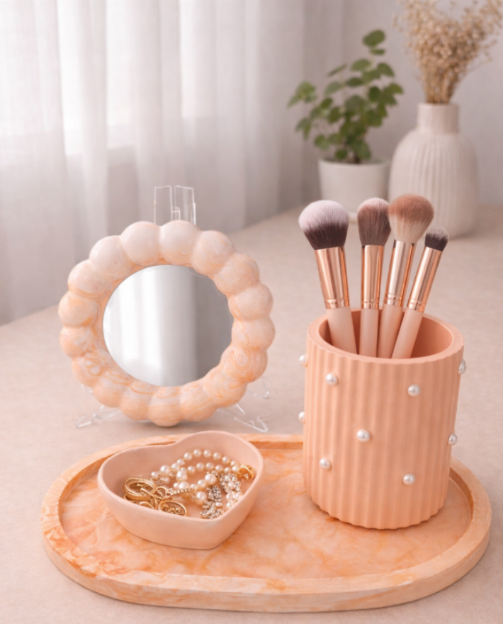 Mirror with tray Set