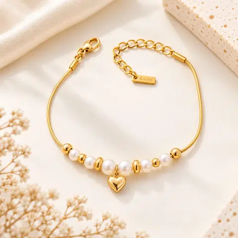 Premium Pearl and Heart Bracelet