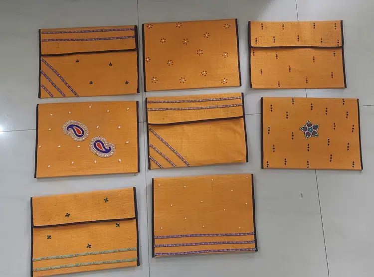 Hand Painted Laminated jute A4 size document folders