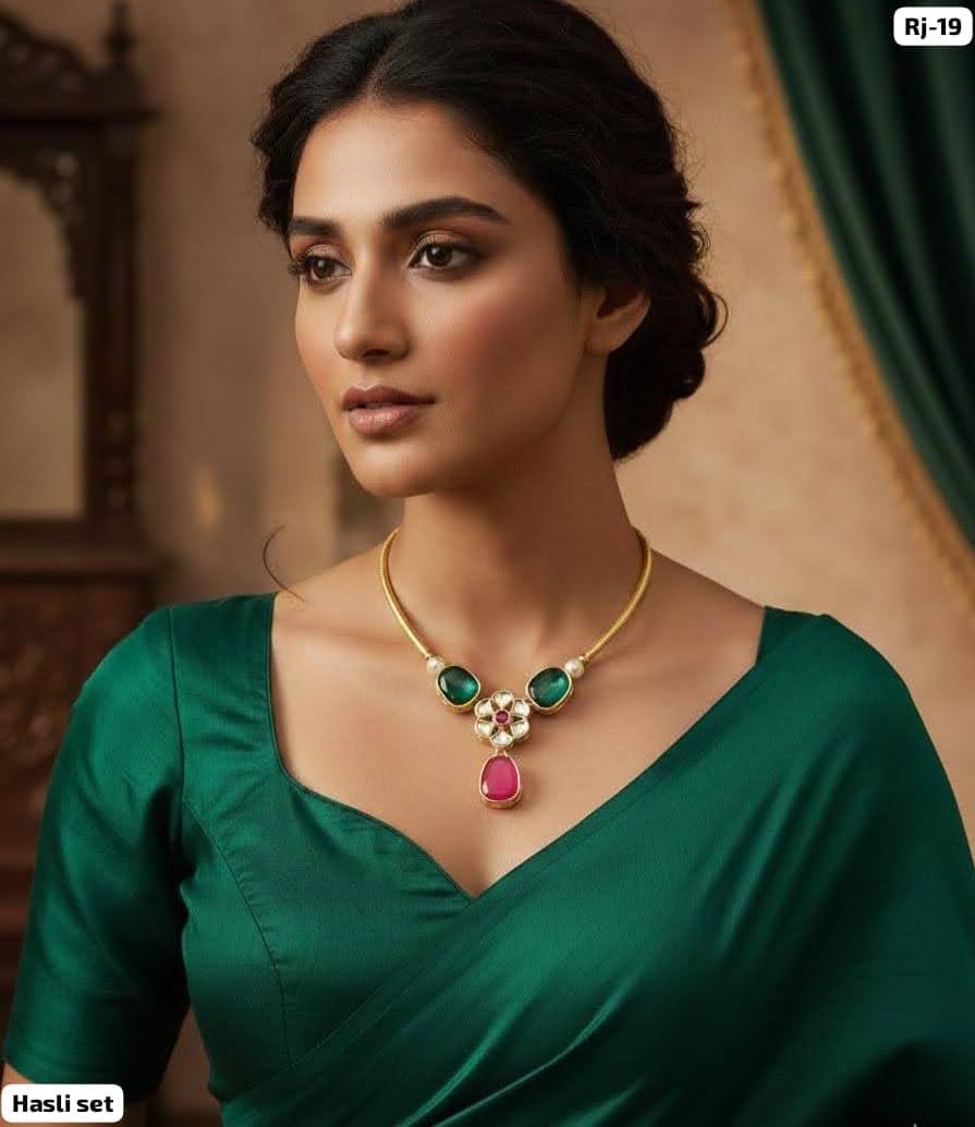 Kundan neckwear