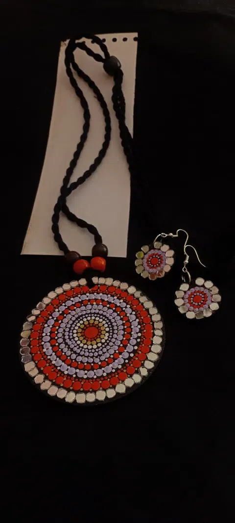 Dot Art Elegance — Boho Pendant Set