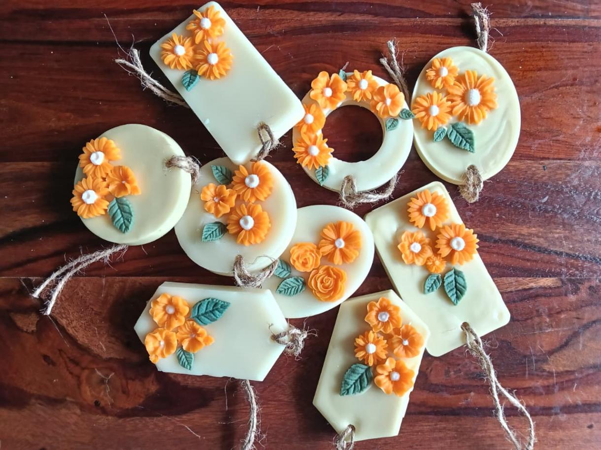 Floral Wax Sachets (Assorted Shapes)