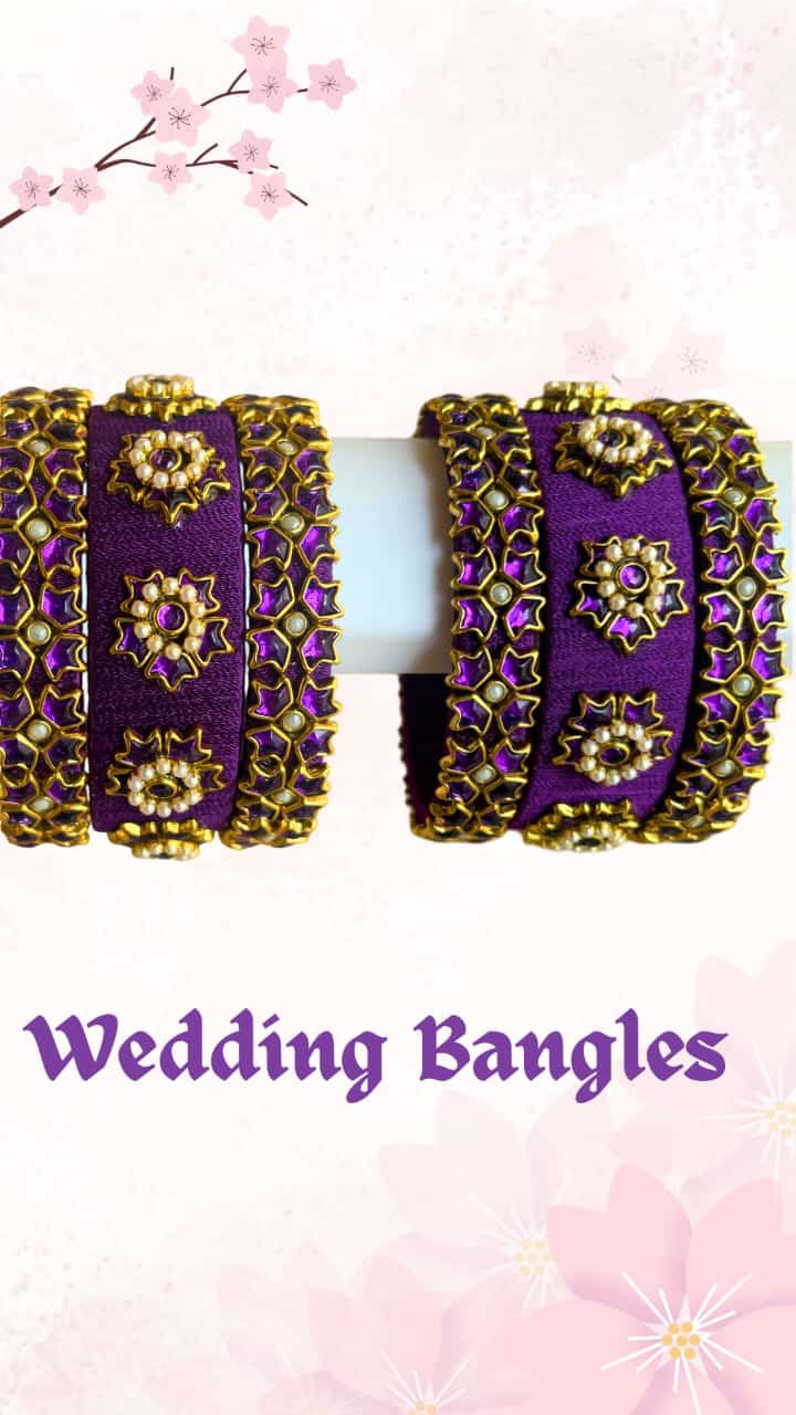 Elegant set of bangles