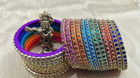 Return gift bangles